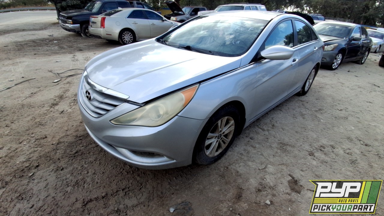 2013 HYUNDAI SONATA available for parts