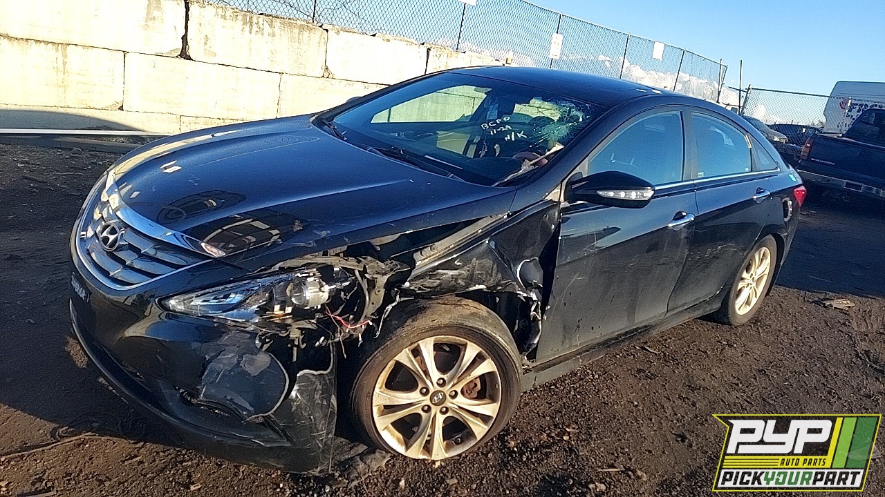 2013 HYUNDAI SONATA available for parts