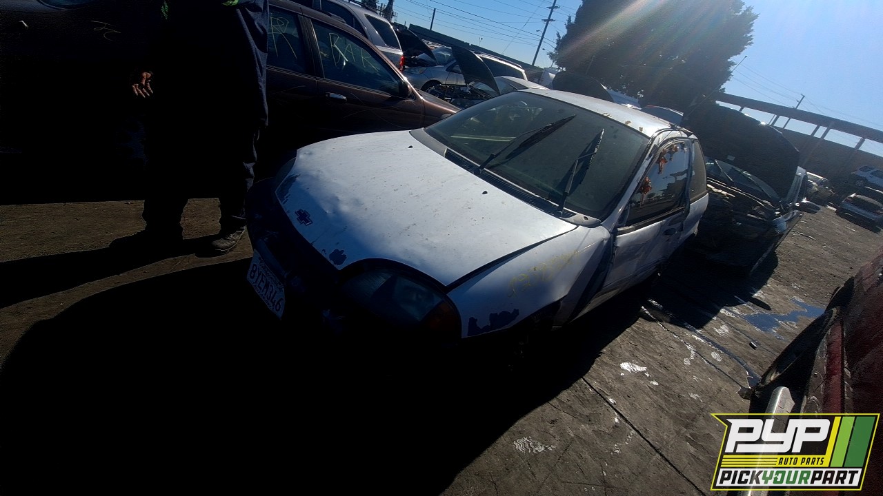 2000 CHEVROLET METRO partes disponibles