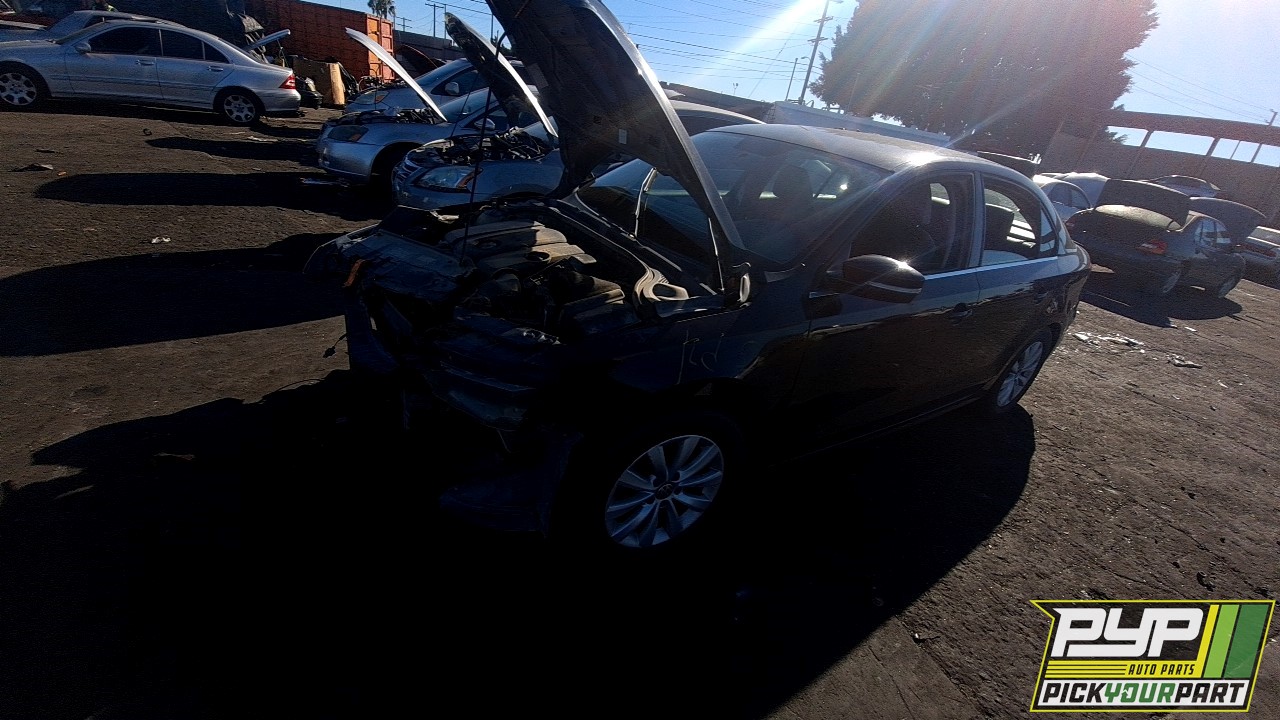 2013 VOLKSWAGEN JETTA partes disponibles