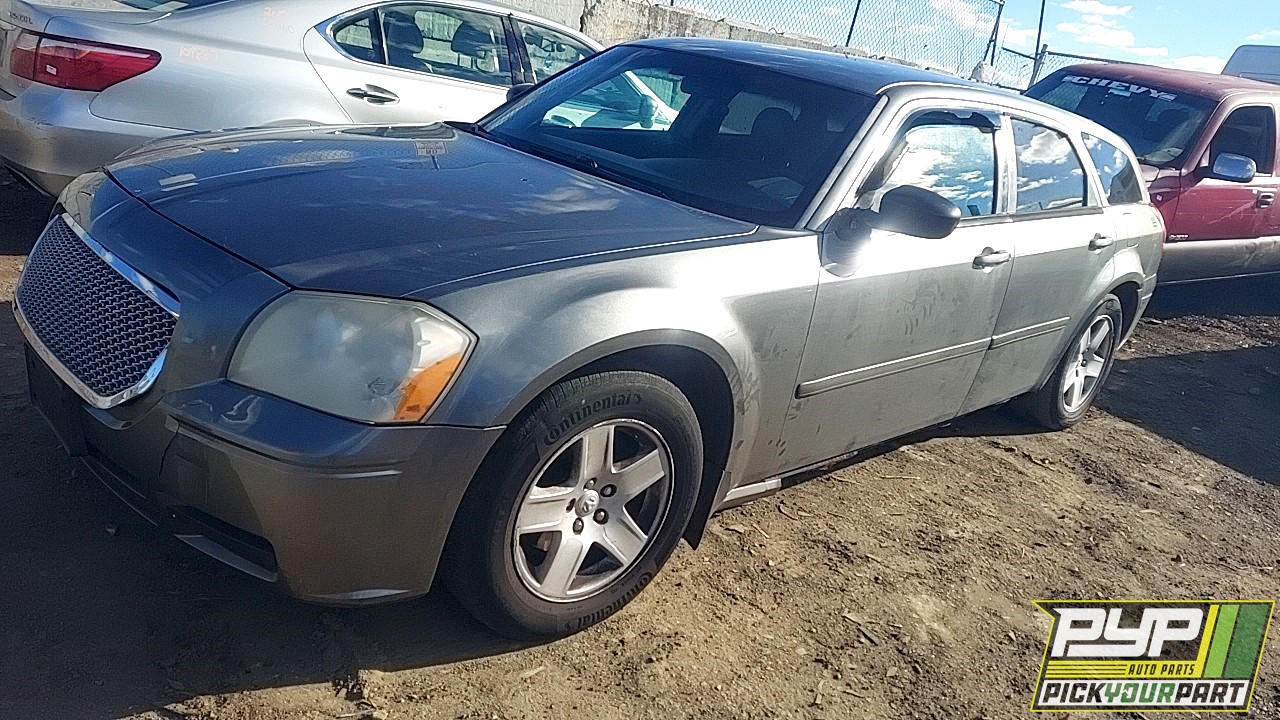 2005 DODGE MAGNUM partes disponibles