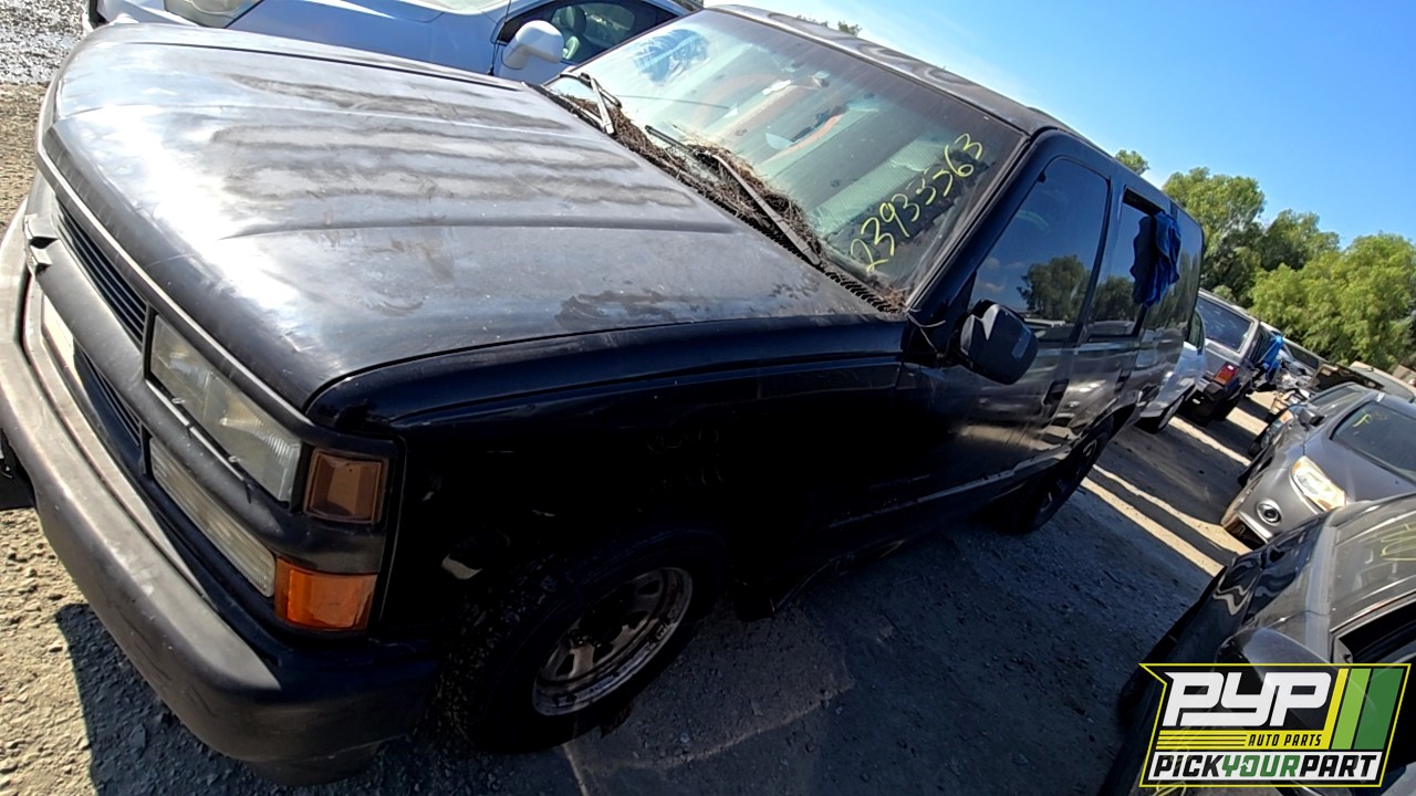 2000 CHEVROLET TAHOE available for parts