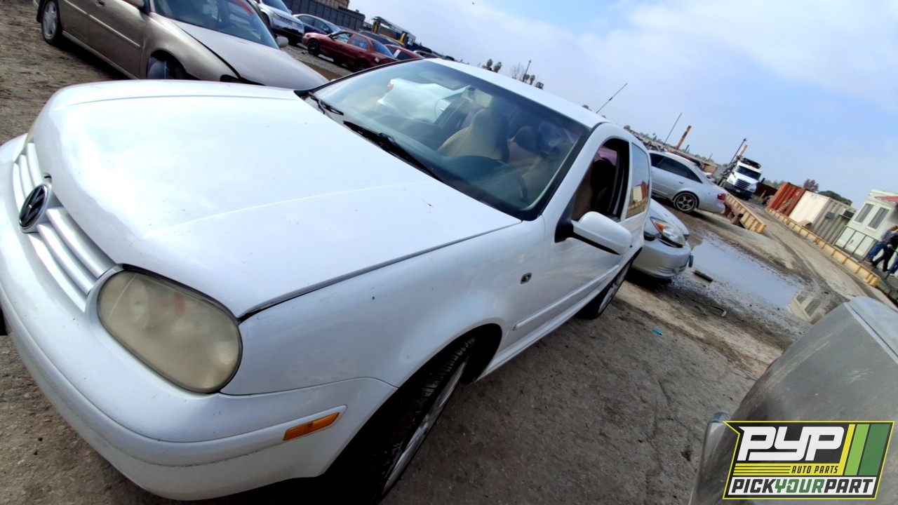 2004 VOLKSWAGEN GOLF partes disponibles