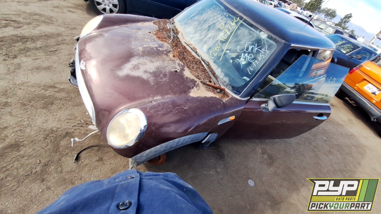 2003 MINI COOPER partes disponibles