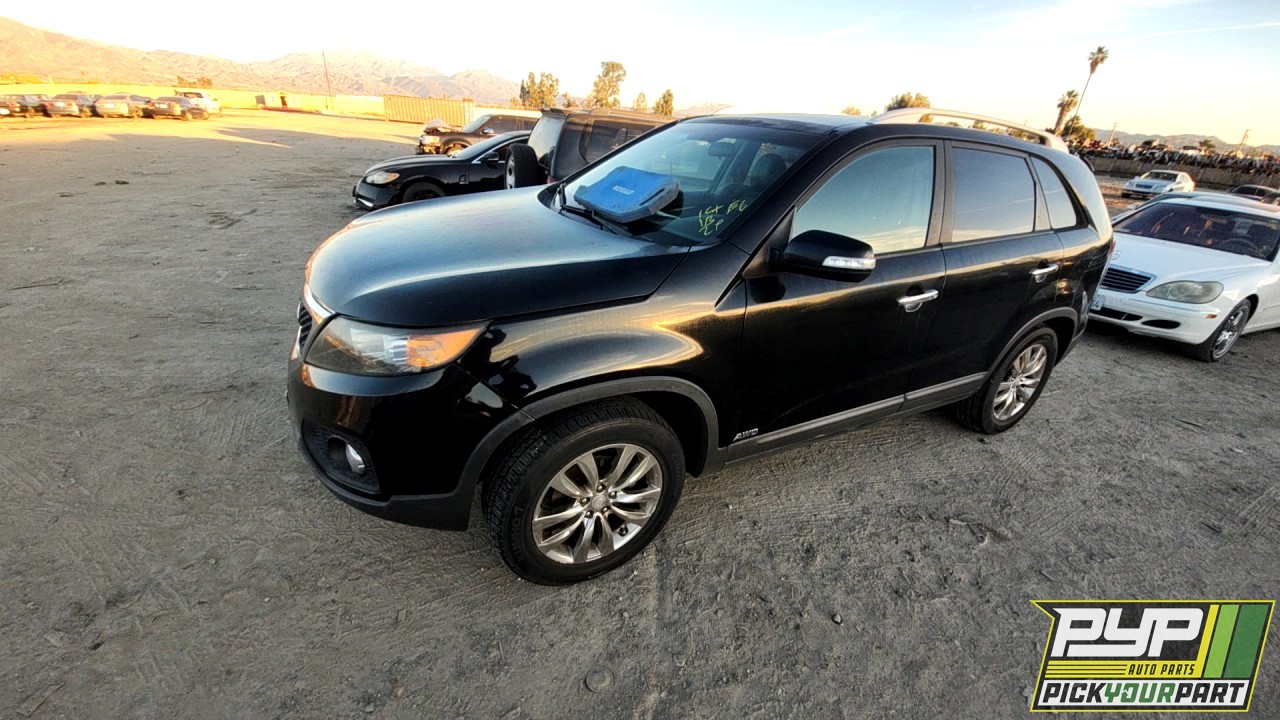 2011 KIA SORENTO available for parts