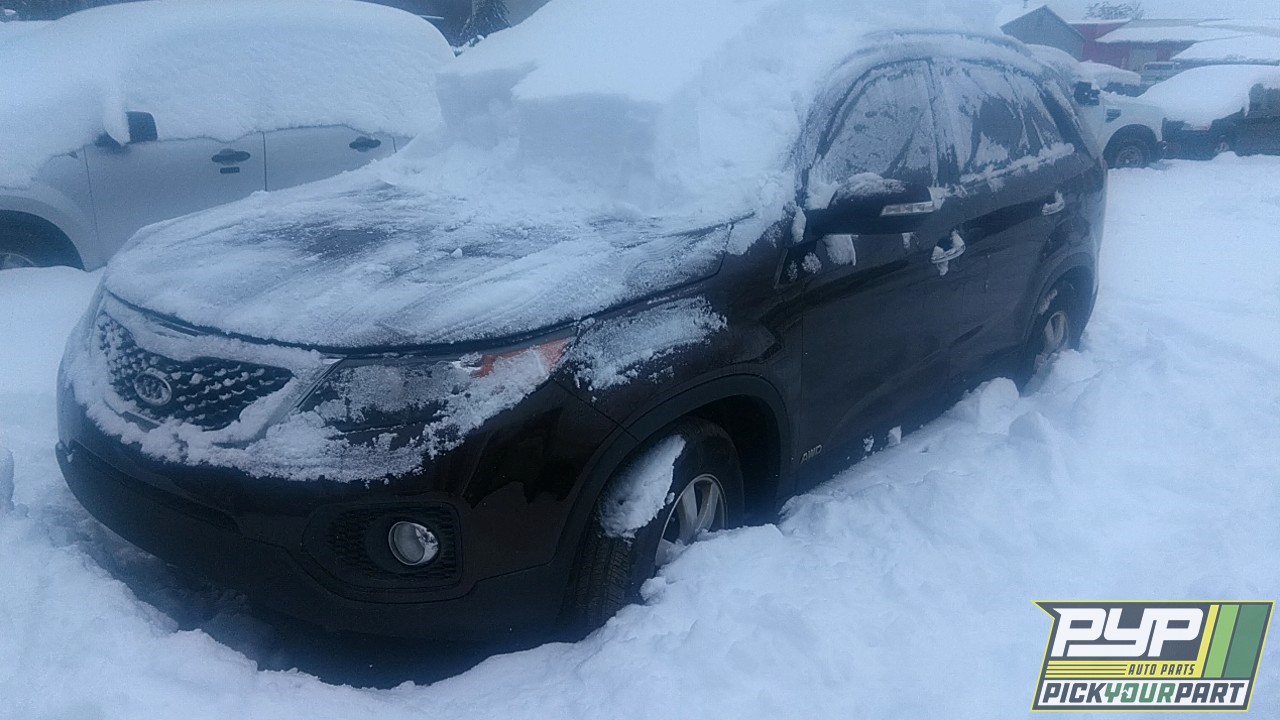 2012 KIA SORENTO available for parts