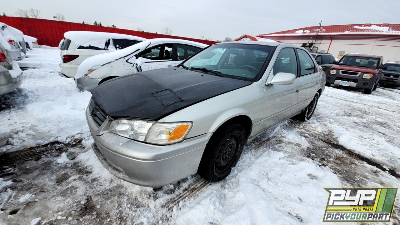 2000 TOYOTA CAMRY available for parts