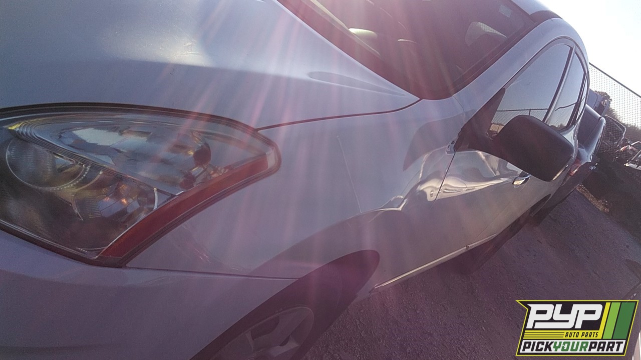 2013 NISSAN ROGUE partes disponibles