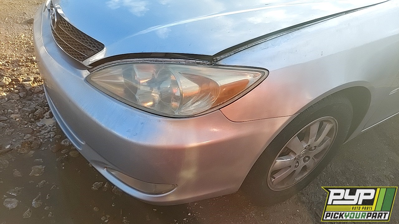2004 TOYOTA CAMRY partes disponibles