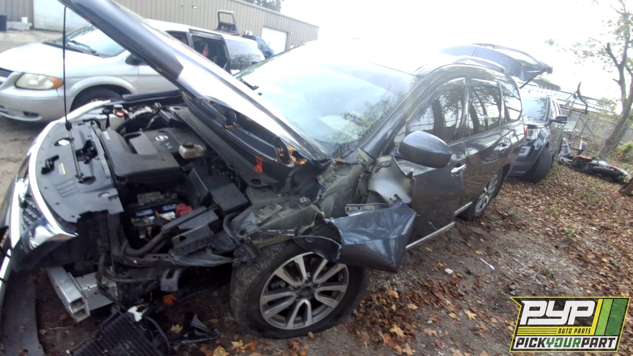 2013 NISSAN PATHFINDER partes disponibles