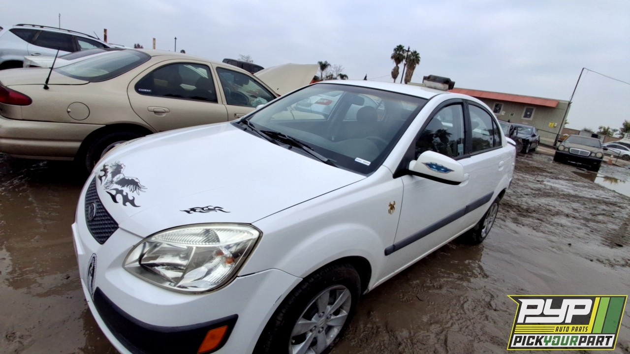 2009 KIA RIO partes disponibles