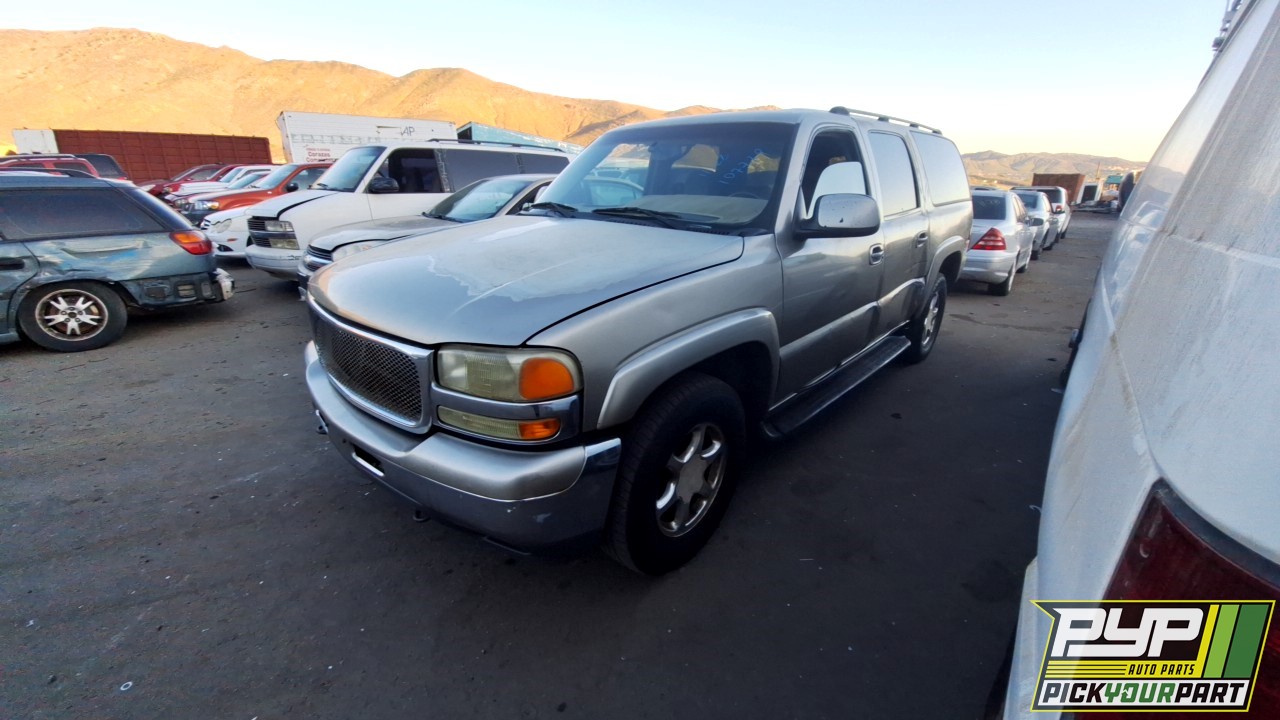 2003 GMC YUKON XL 1500 partes disponibles