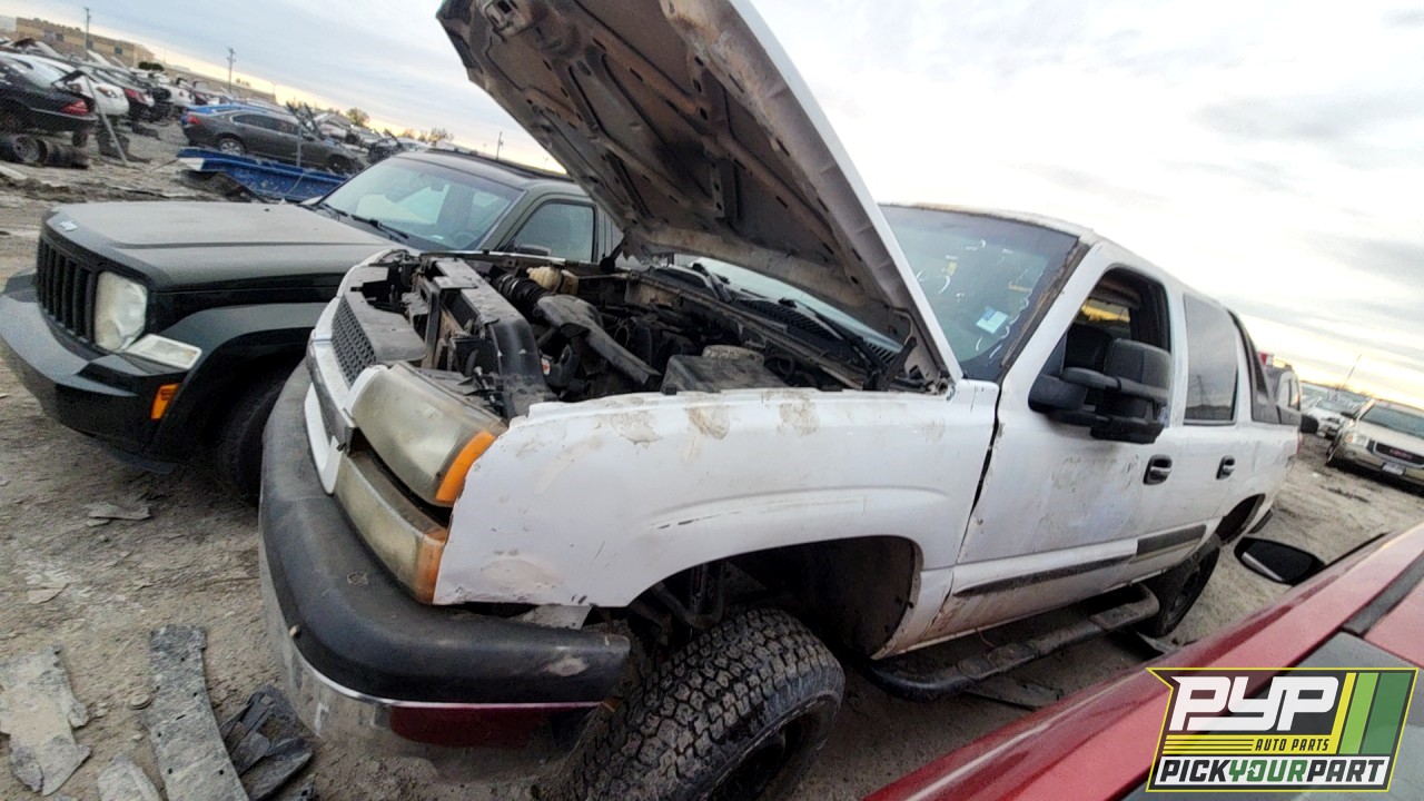 2004 CHEVROLET AVALANCHE 1500 available for parts