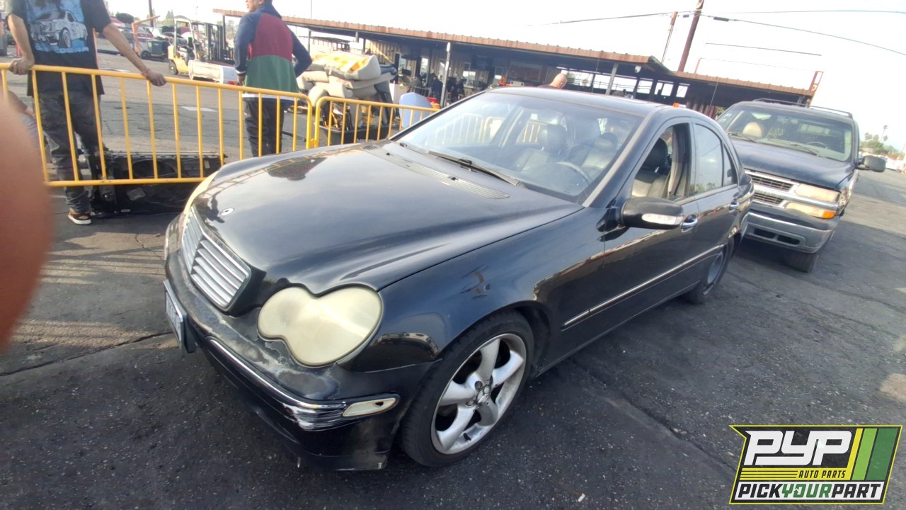 2001 MERCEDES-BENZ C320 partes disponibles