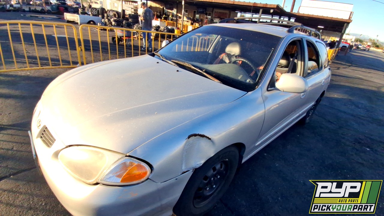 2000 HYUNDAI ELANTRA available for parts