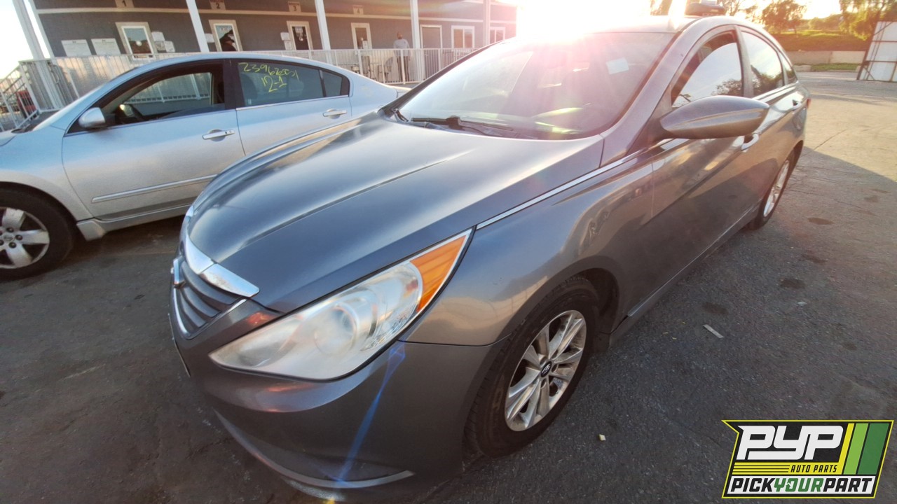 2014 HYUNDAI SONATA available for parts