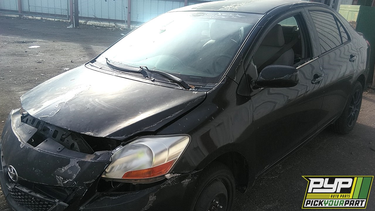 2010 TOYOTA YARIS partes disponibles