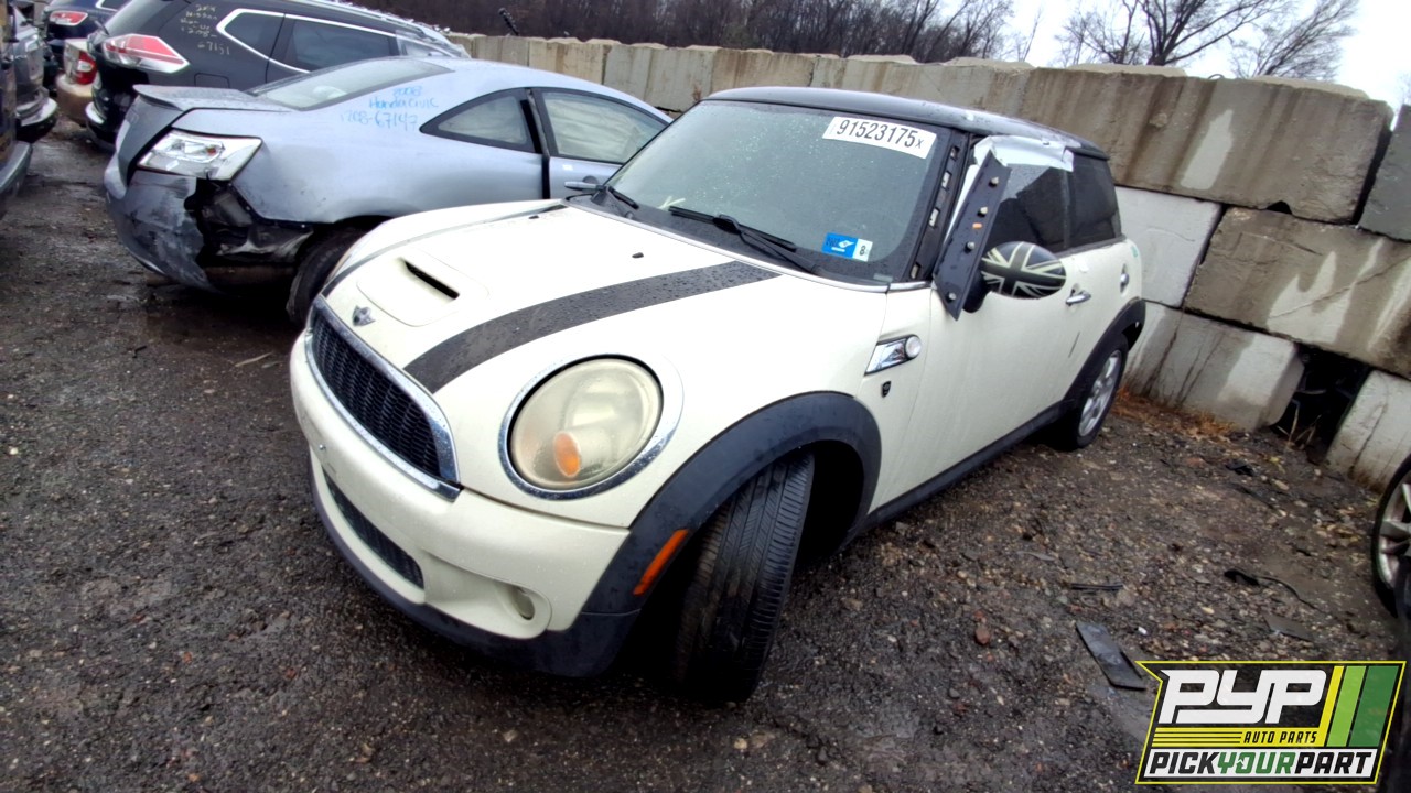 2009 MINI COOPER available for parts