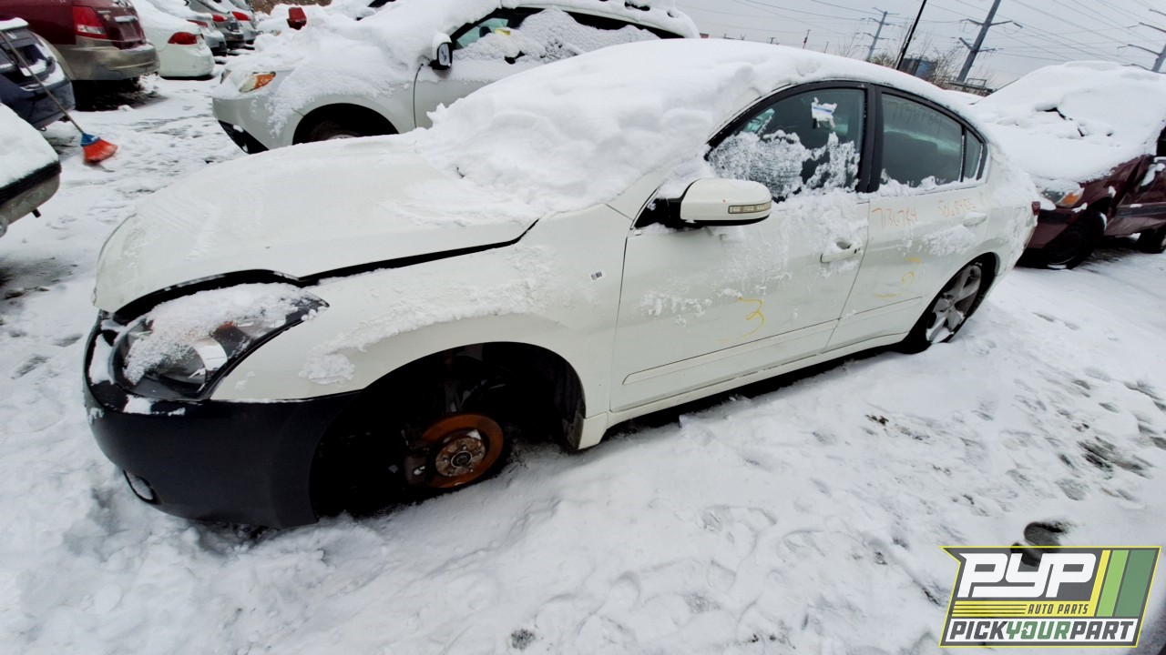 2009 NISSAN ALTIMA available for parts