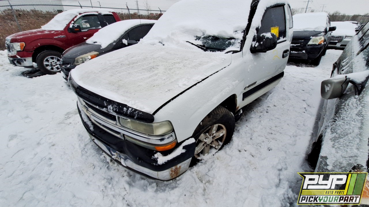 2003 CHEVROLET TAHOE available for parts