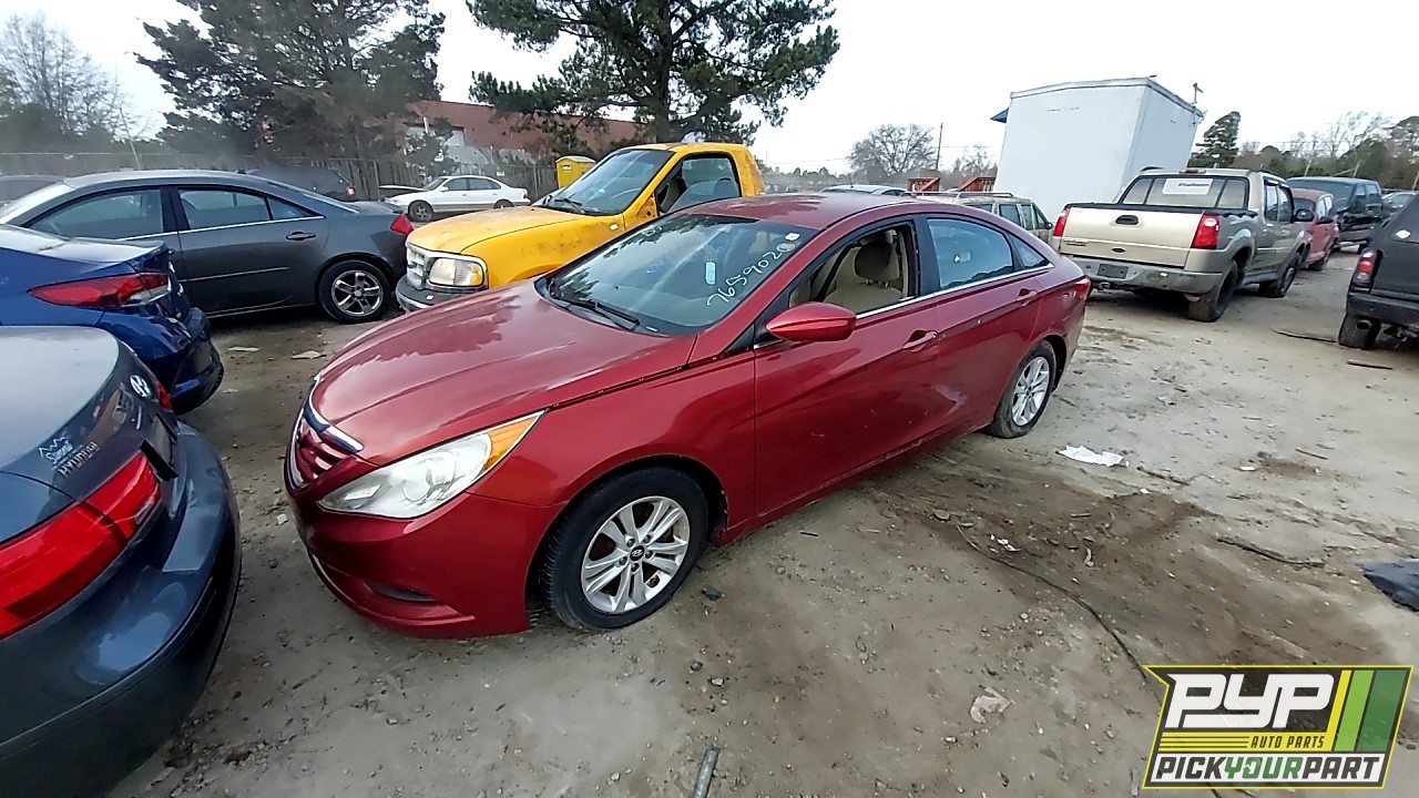 2013 HYUNDAI SONATA available for parts