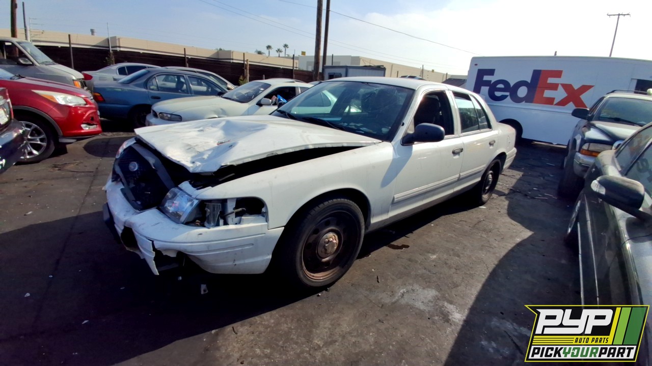 2011 FORD CROWN VICTORIA partes disponibles