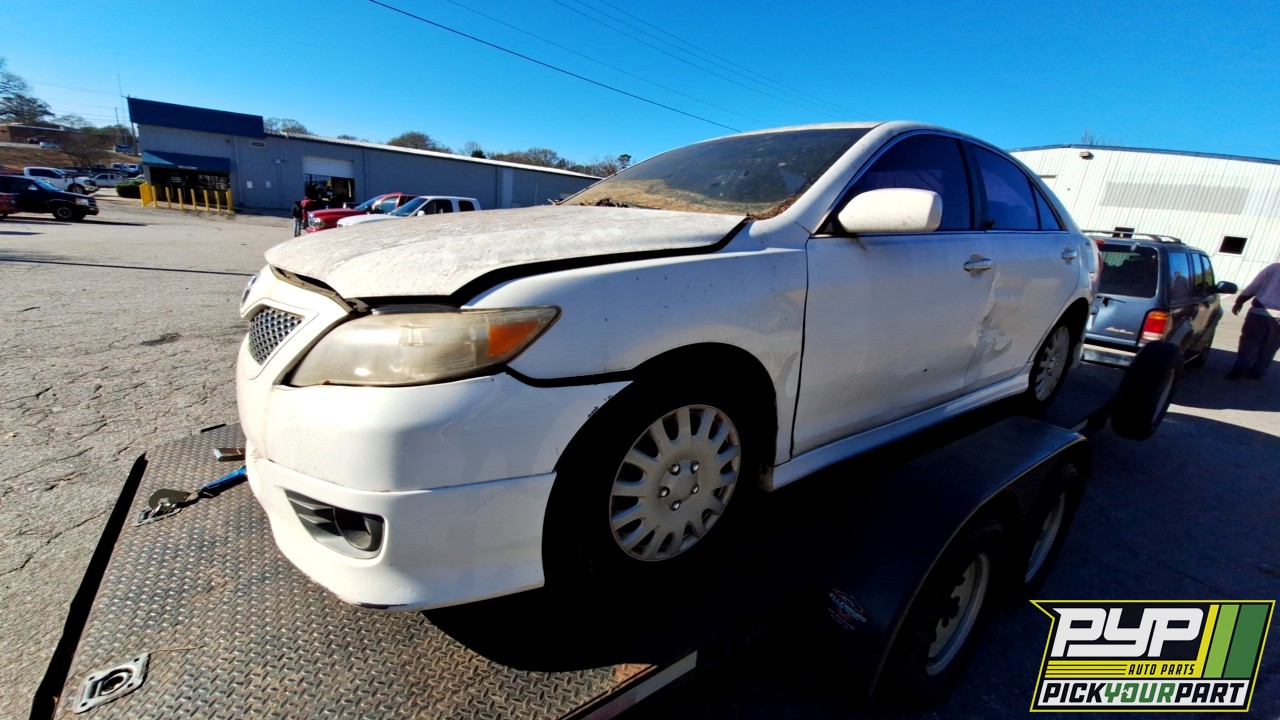 2011 TOYOTA CAMRY partes disponibles