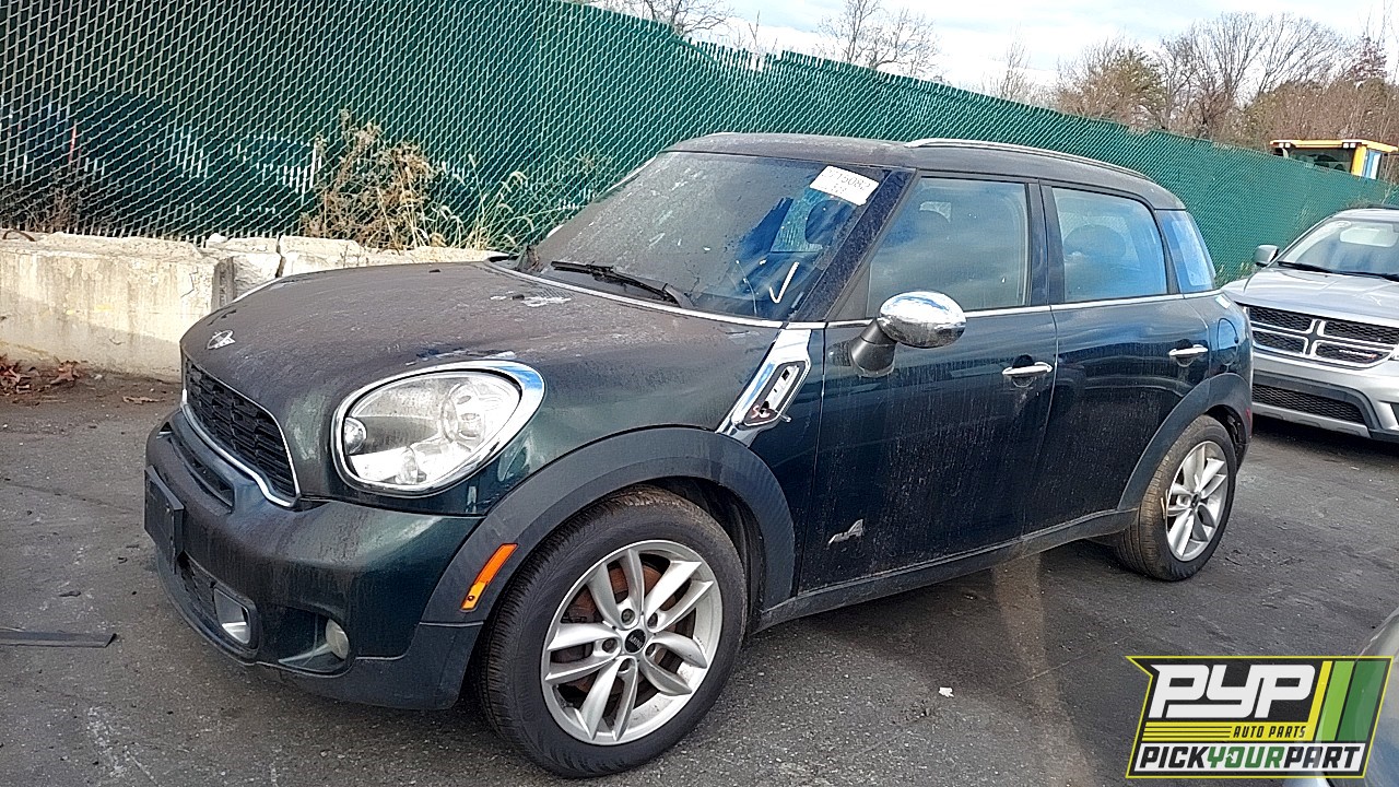 2011 MINI COOPER COUNTRYMAN partes disponibles