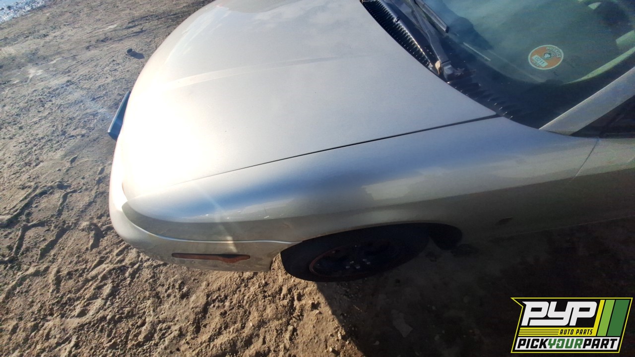 2001 SATURN SL1 partes disponibles