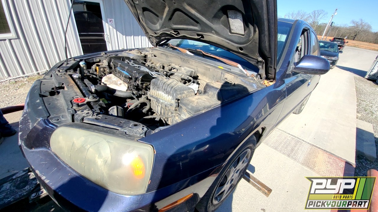 2004 HYUNDAI ELANTRA available for parts