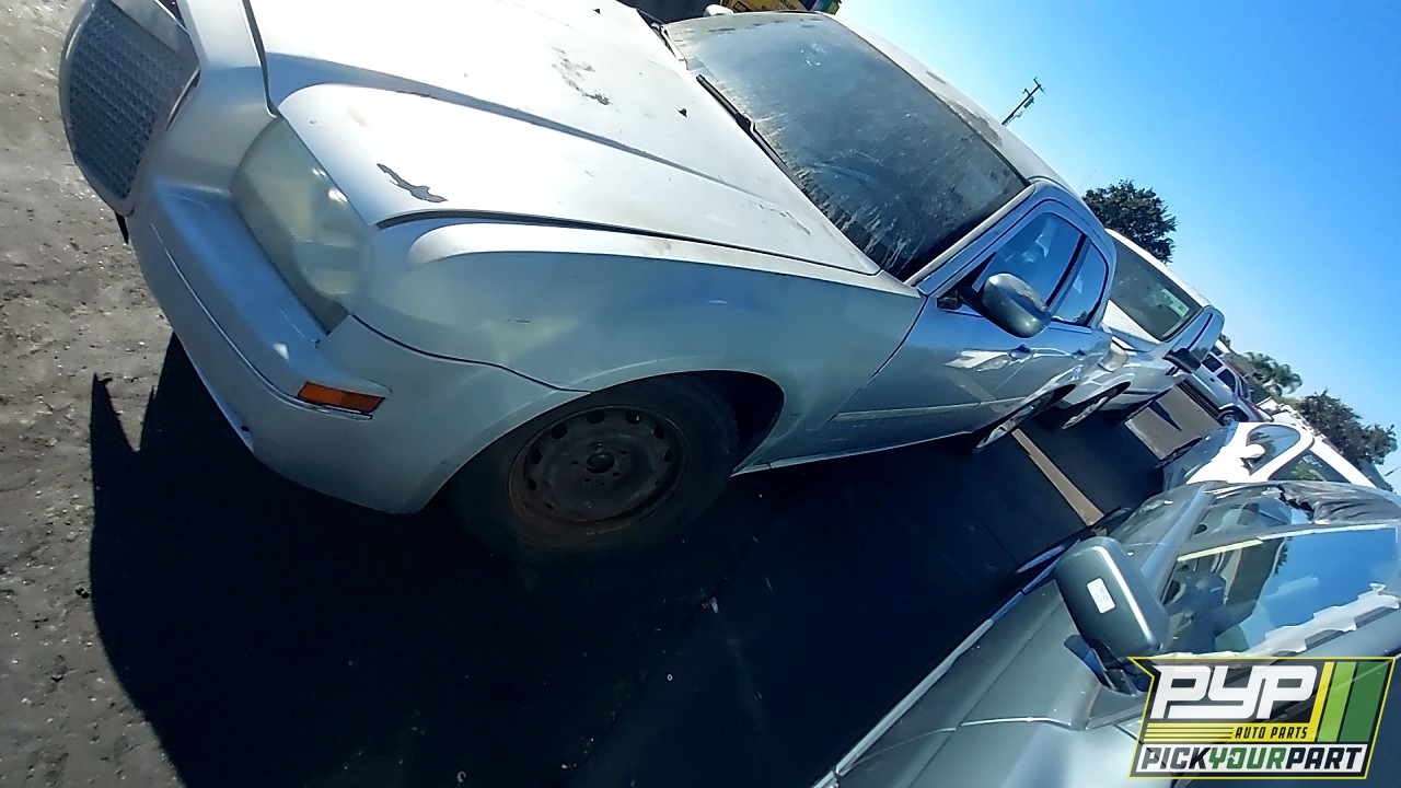 2006 CHRYSLER 300 available for parts