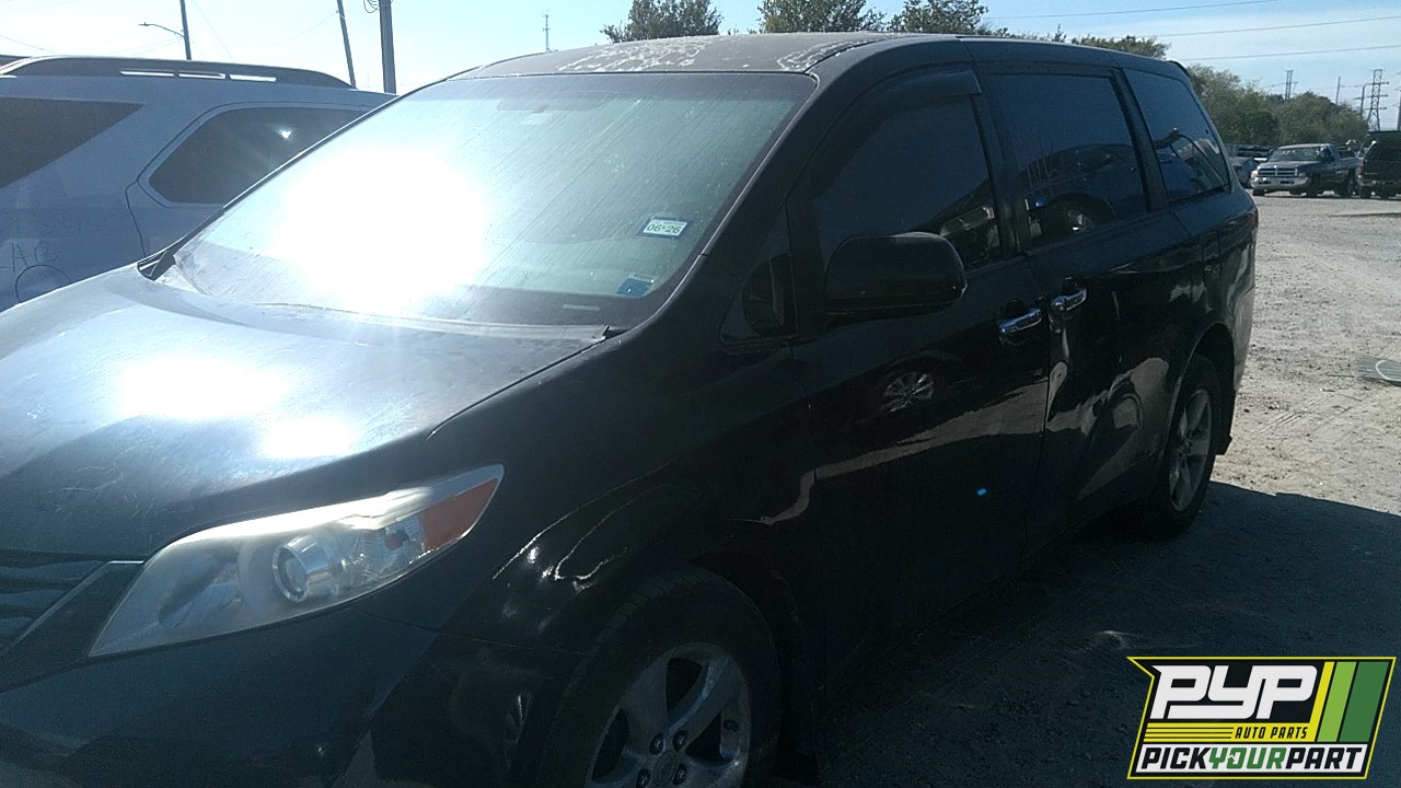 2014 TOYOTA SIENNA partes disponibles