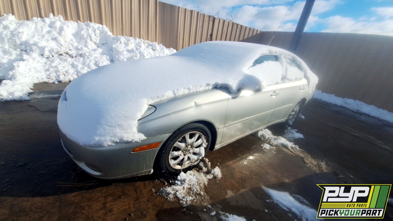 2002 LEXUS ES300 partes disponibles
