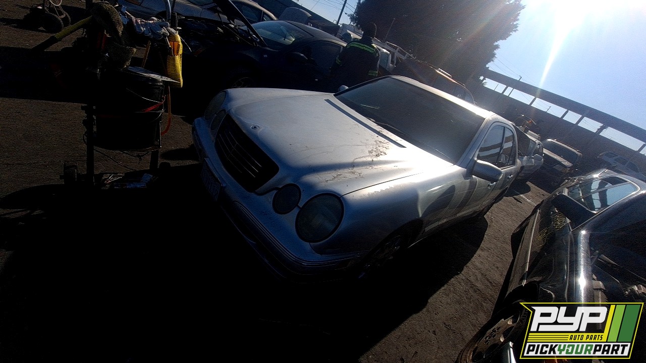 2000 MERCEDES-BENZ E320 available for parts