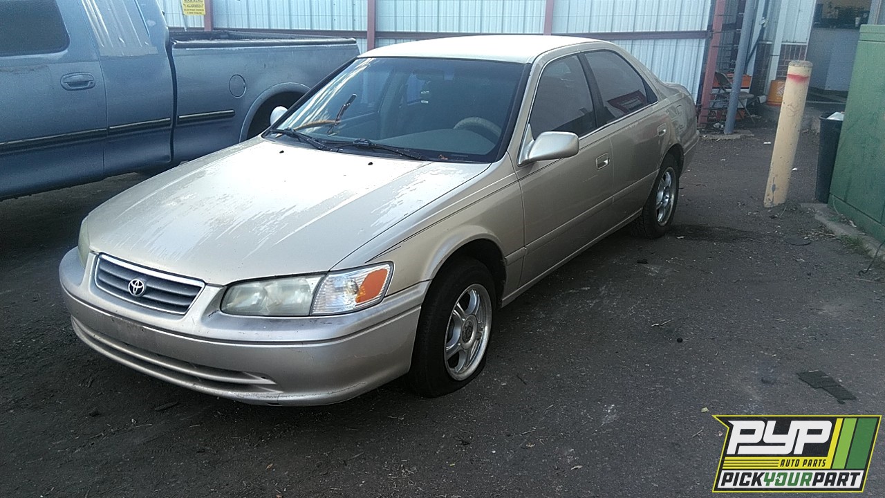 2000 TOYOTA CAMRY partes disponibles