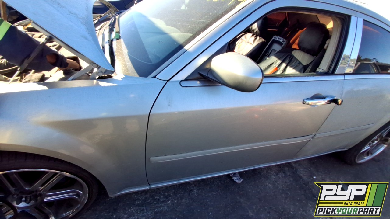 2005 CHRYSLER 300 available for parts