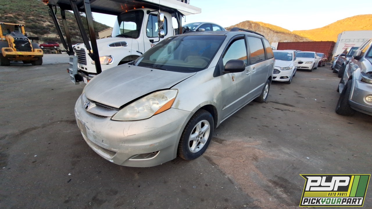 2009 TOYOTA SIENNA partes disponibles
