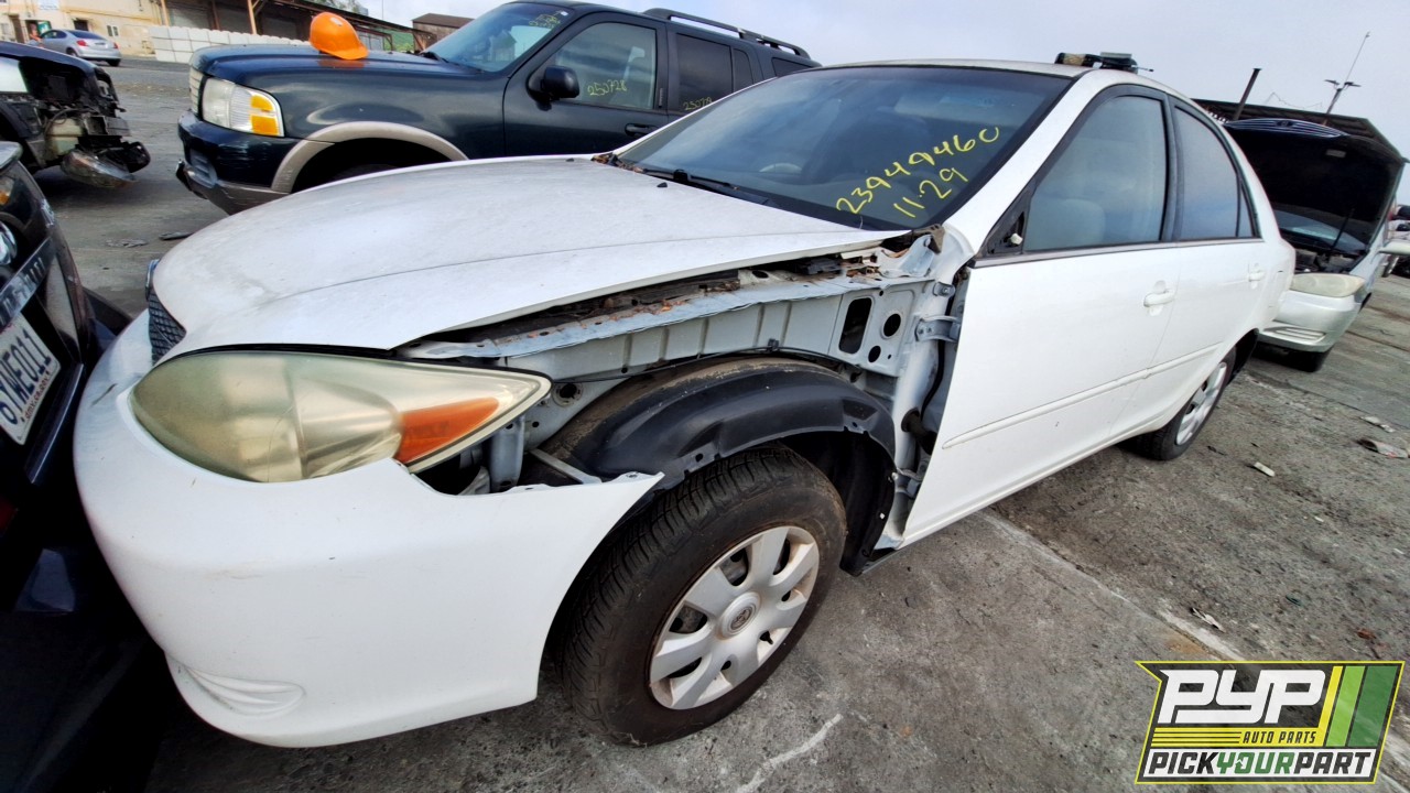 2003 TOYOTA CAMRY partes disponibles