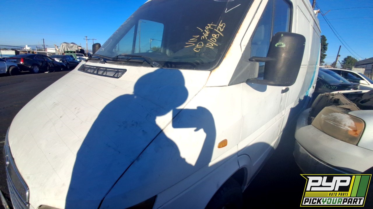 2002 FREIGHTLINER SPRINTER 2500 partes disponibles