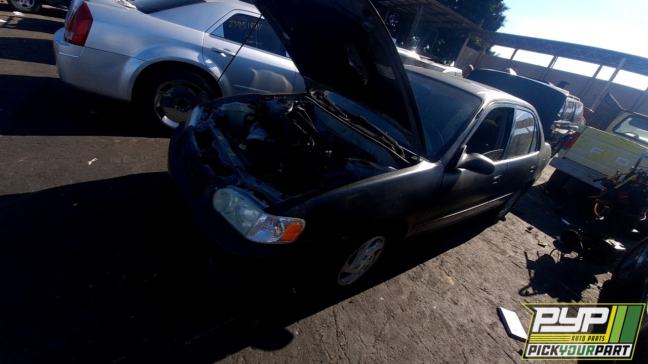 2001 TOYOTA COROLLA available for parts