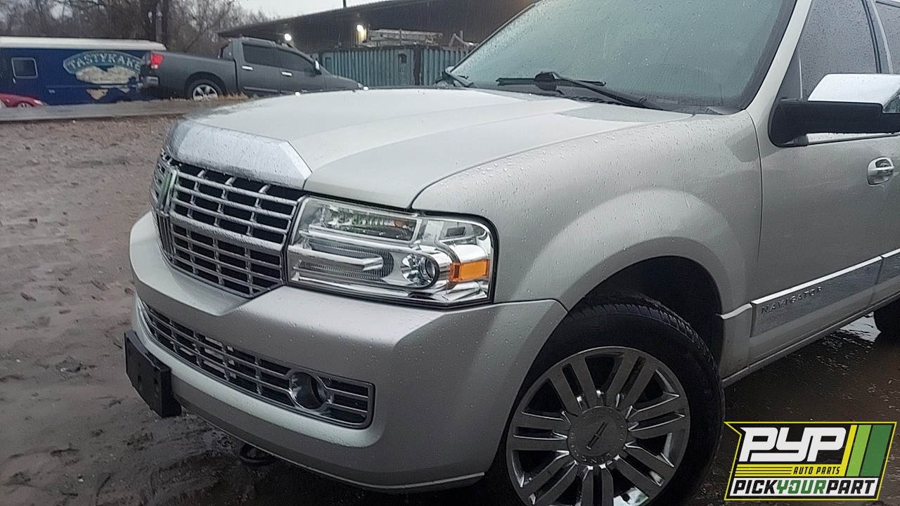 2007 LINCOLN NAVIGATOR available for parts