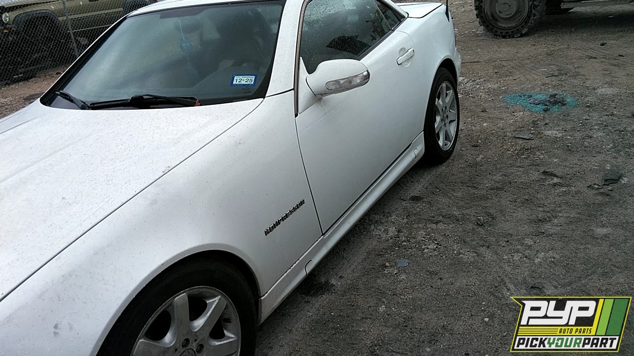 2001 MERCEDES-BENZ SLK230 available for parts