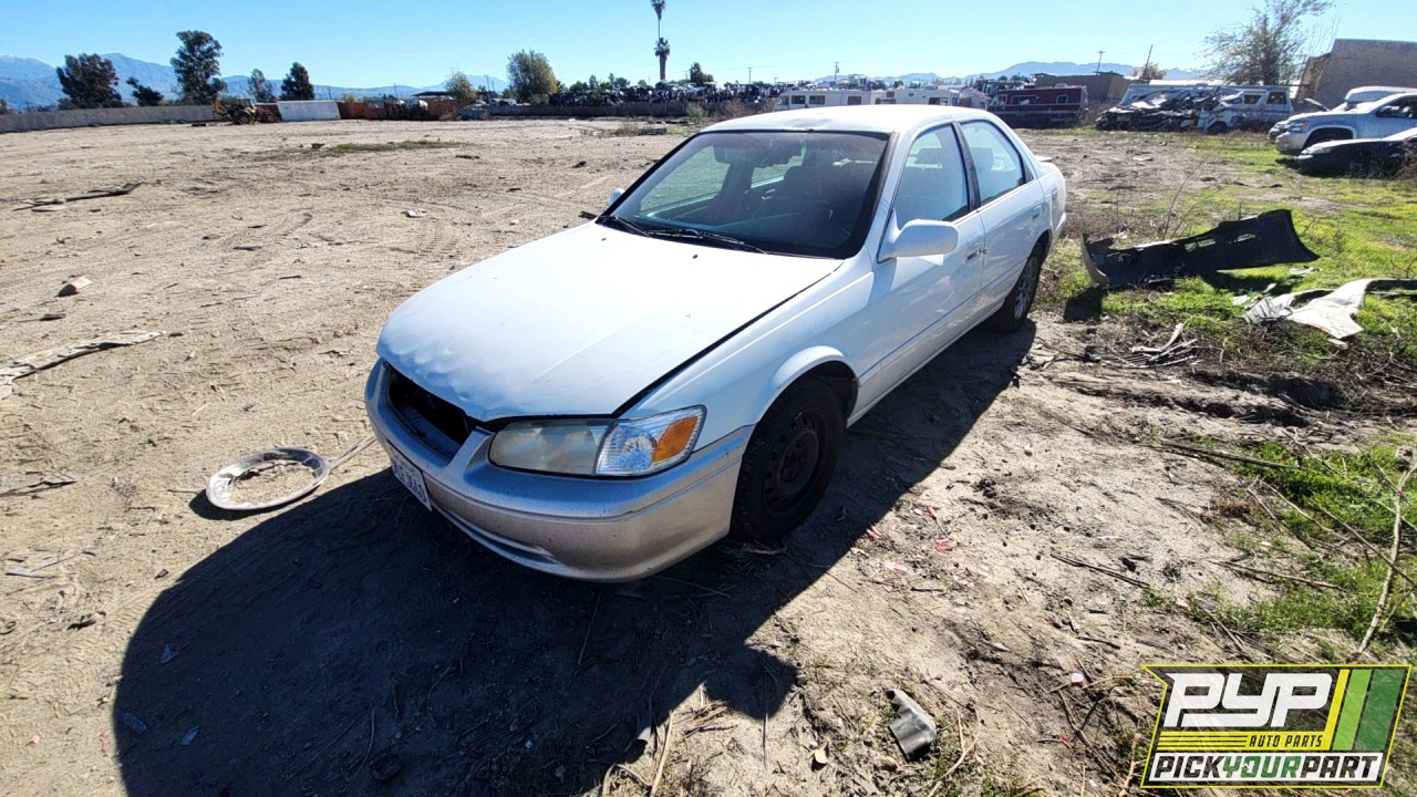 2001 TOYOTA CAMRY available for parts