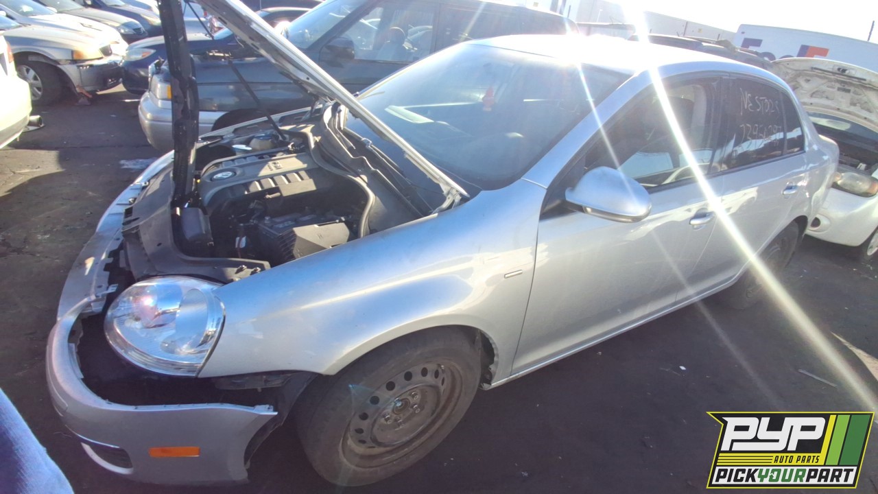 2008 VOLKSWAGEN JETTA partes disponibles