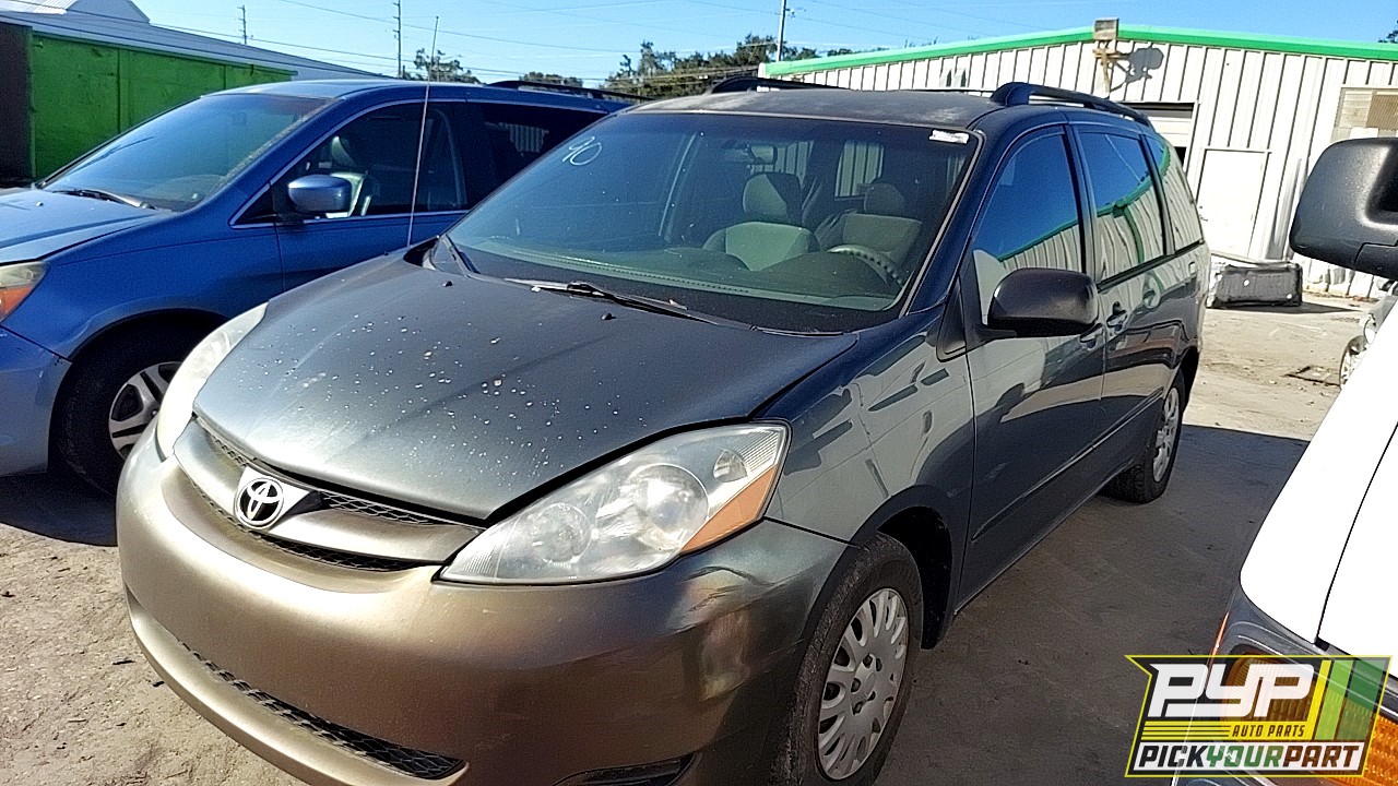 2008 TOYOTA SIENNA partes disponibles