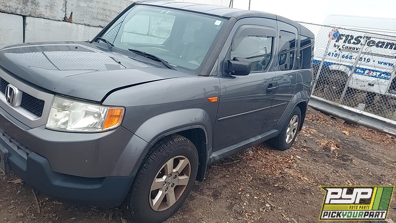 2010 HONDA ELEMENT available for parts
