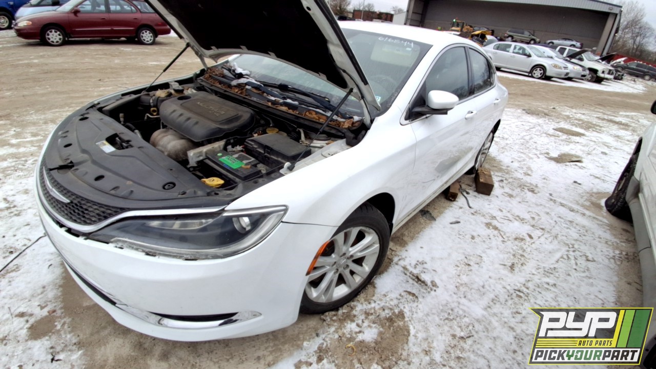 2015 CHRYSLER 200 available for parts