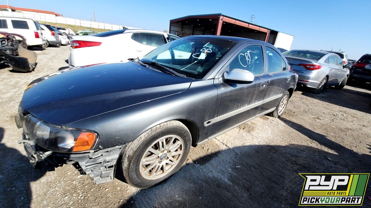 2004 VOLVO S60 partes disponibles