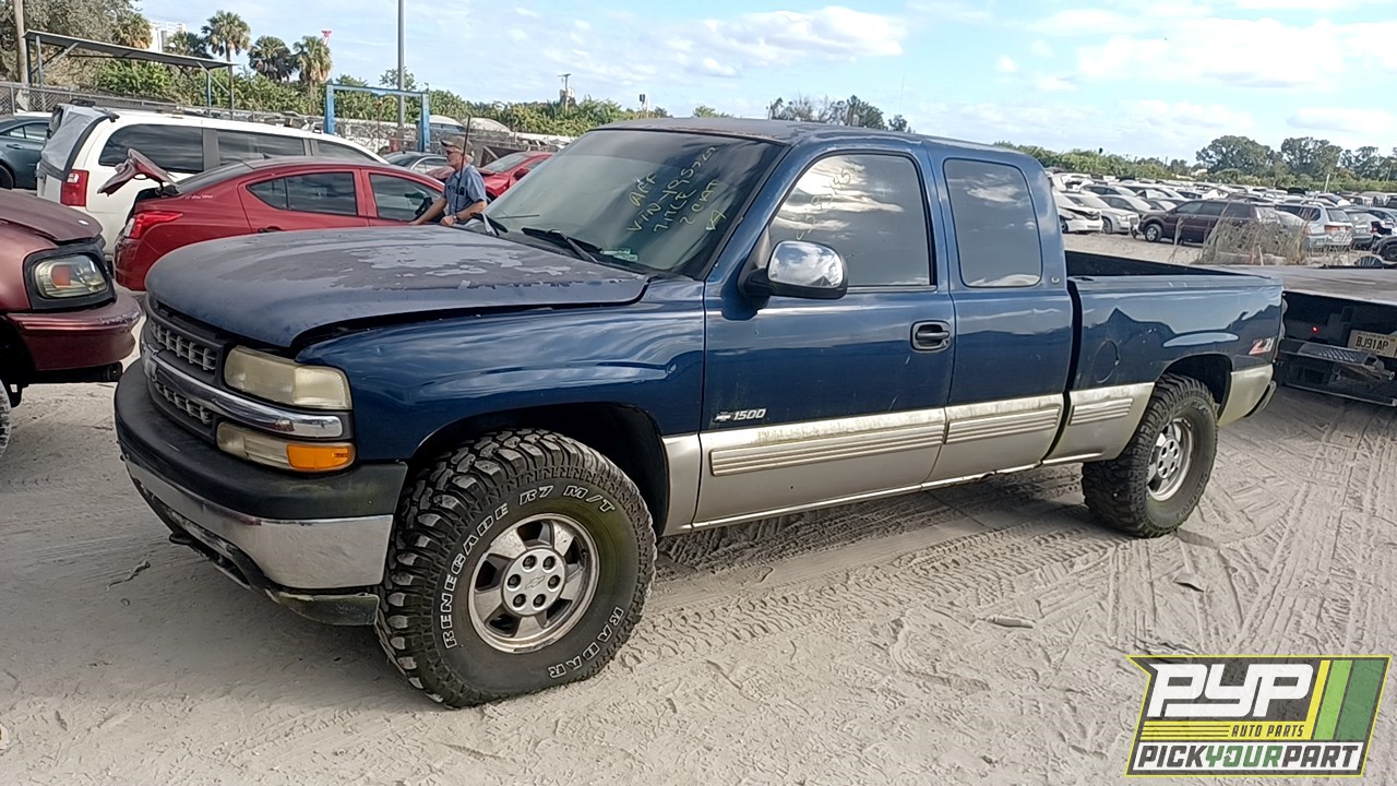 2000 CHEVROLET SILVERADO 1500 available for parts