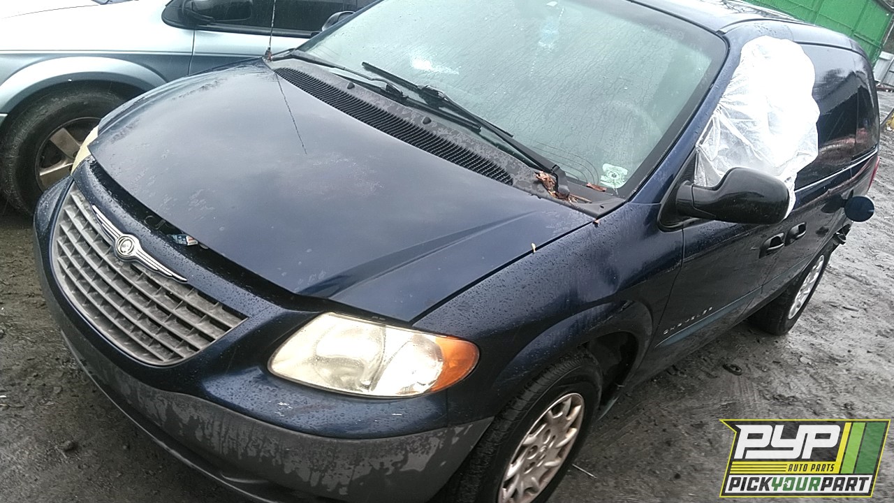 2001 CHRYSLER VOYAGER available for parts